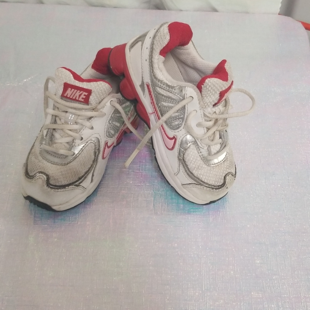🎉Host pick 🎉Nike Shox Qualify shoes